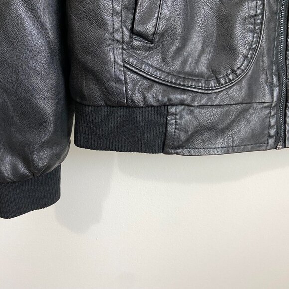 Men's (M) Black Faux Leather Jacket, Brown Plush Lining - Picture 4 of 7
